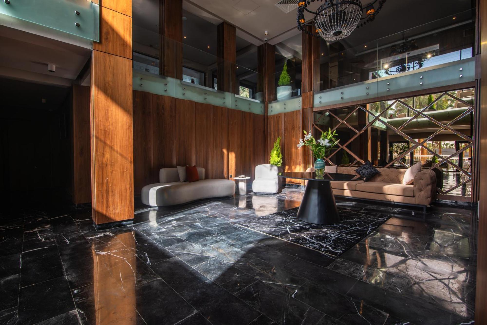 Dominium Palace Agadir Exterior foto Lobby